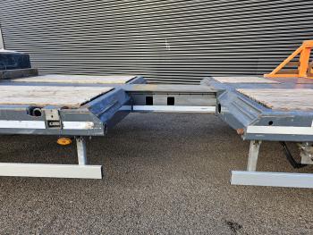 F-S43-1AAF / EXTENDABLE / WHEEL WELL / RADMULDEN